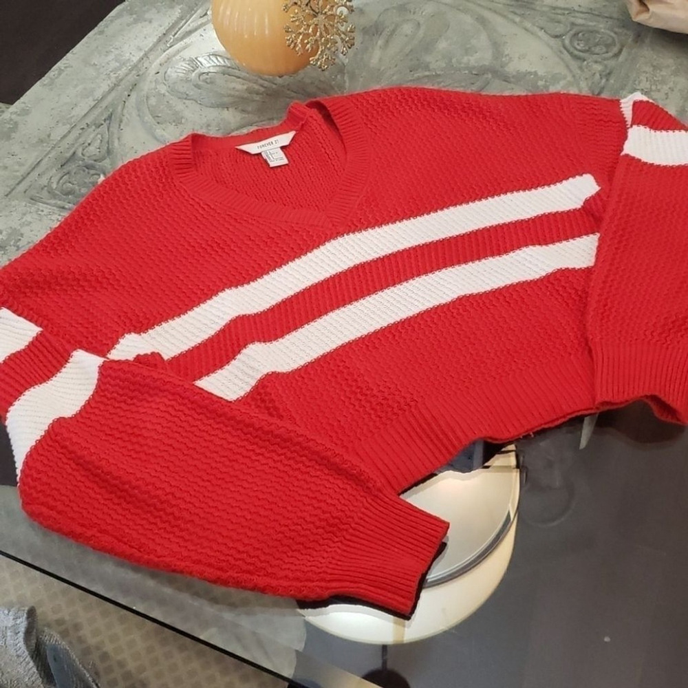 FOREVER 21 Knit Cropped Sweater